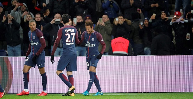 仅是两队交 仅是两队交