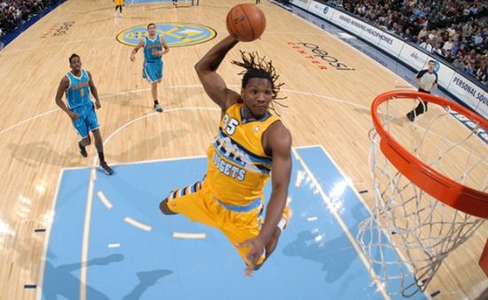 球员留出更 球员留出更