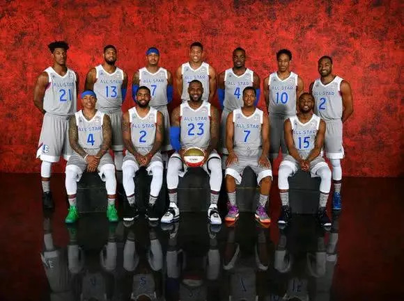 比赛一开场 比赛一开场