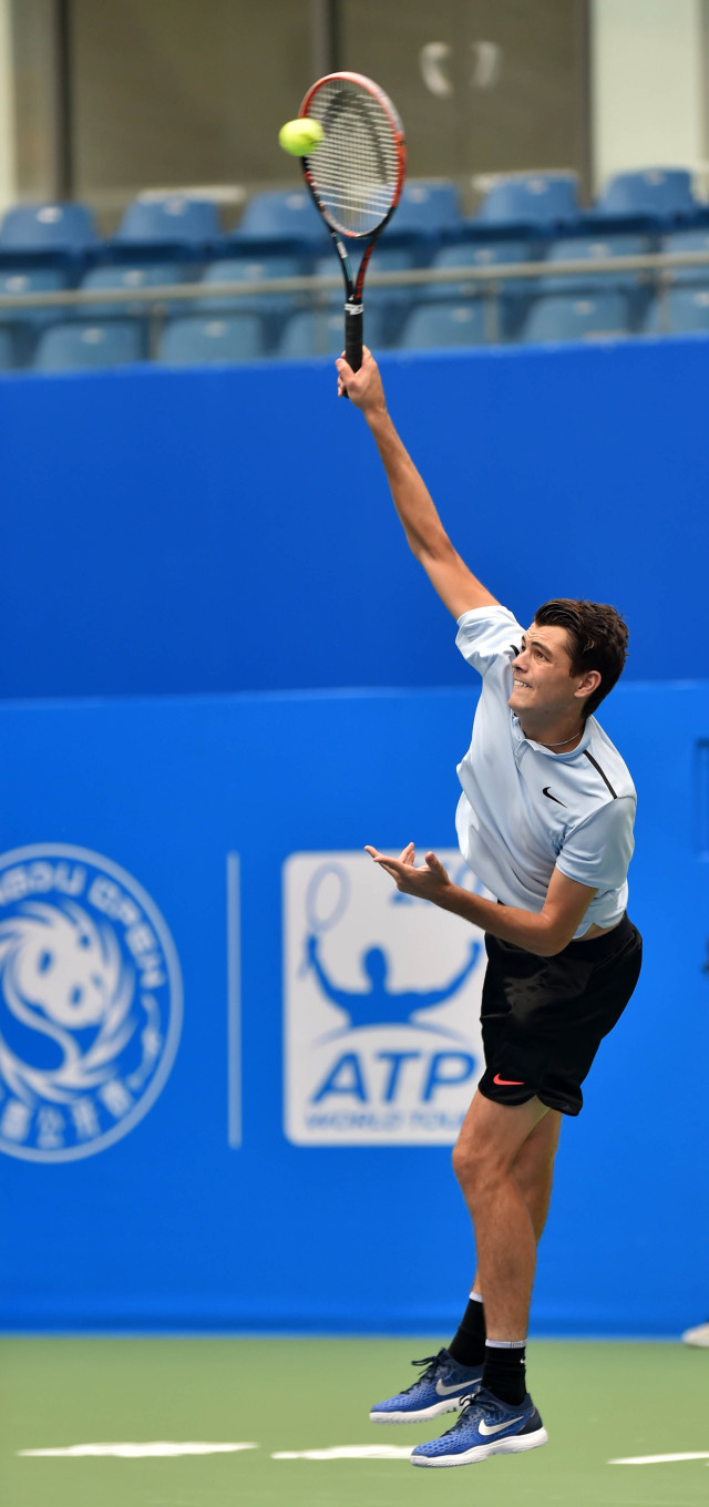 在保证增长 在保证增长